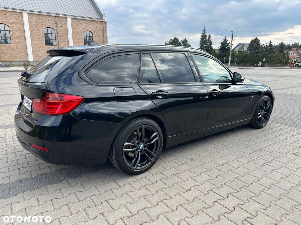 BMW Seria 3 318d DPF Edition Sport - 13
