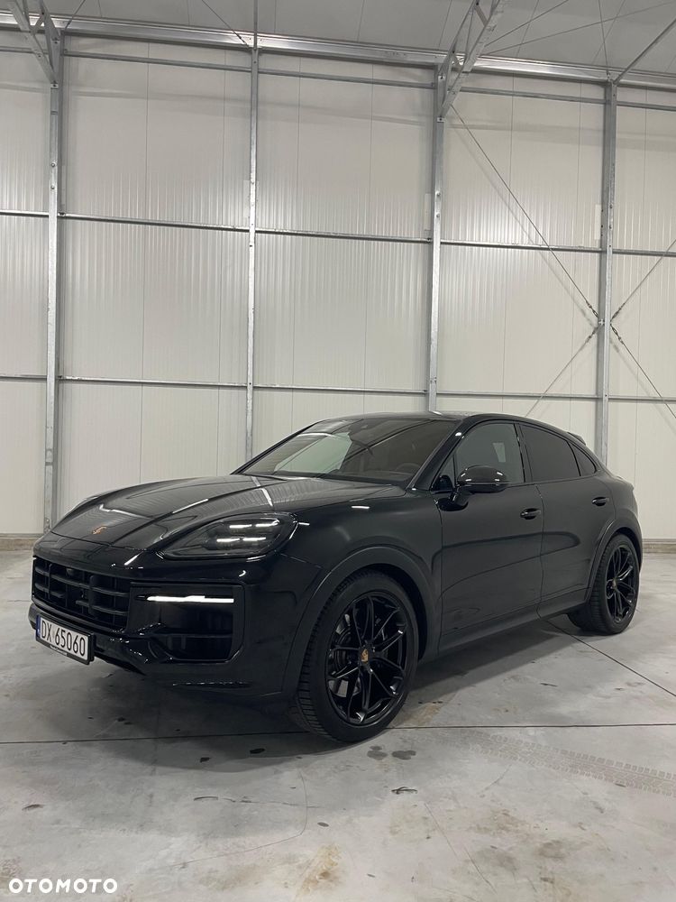 Porsche Cayenne - 1