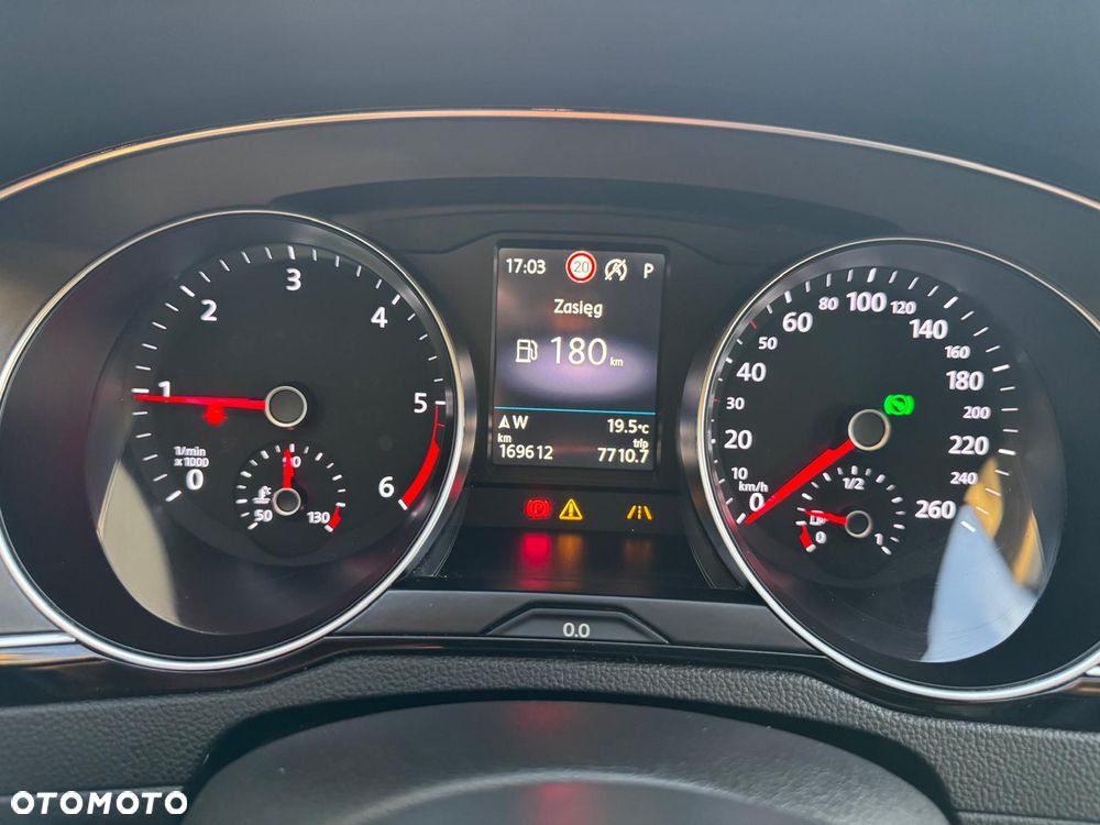Volkswagen Passat 2.0 TDI BMT Highline DSG - 25