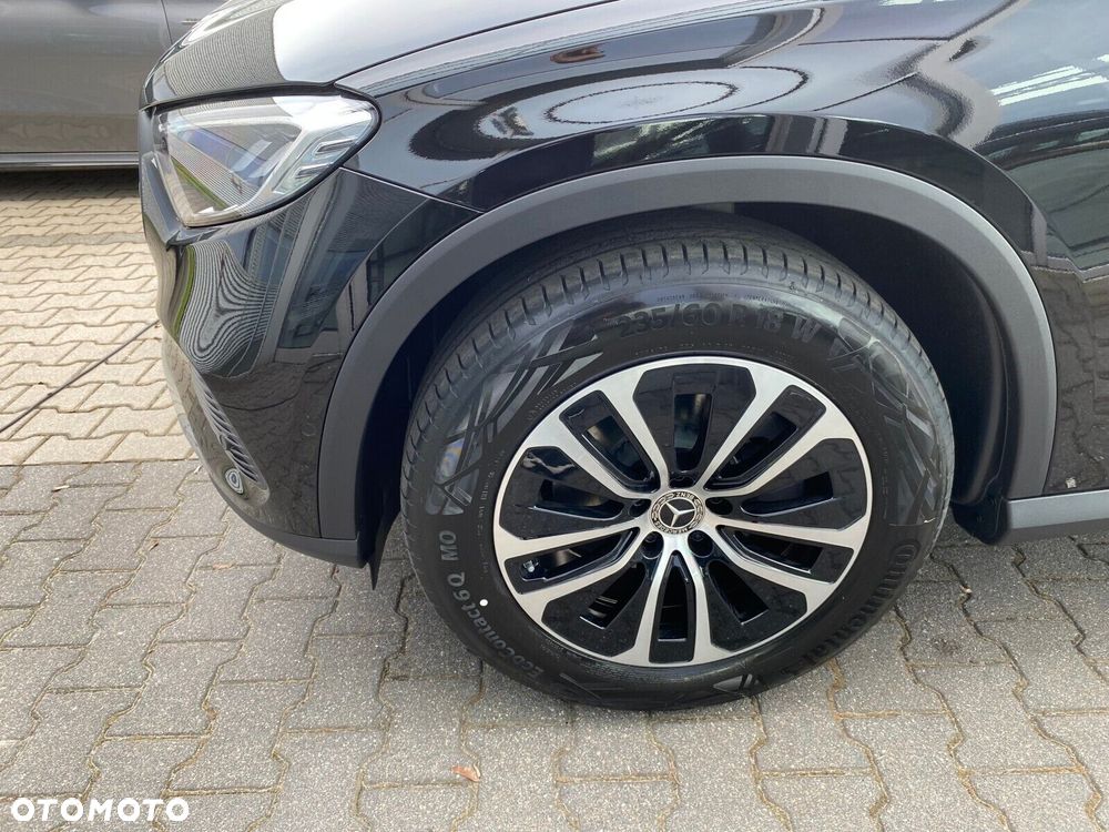 Mercedes-Benz GLC - 24