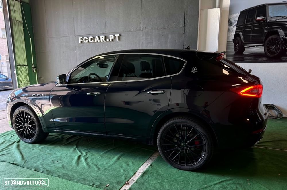 Maserati Levante 3.0 V6 - 3