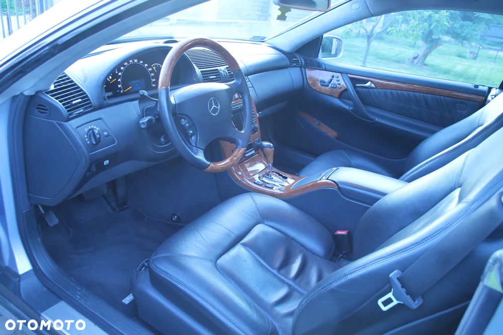 Mercedes-Benz CL 500 - 13