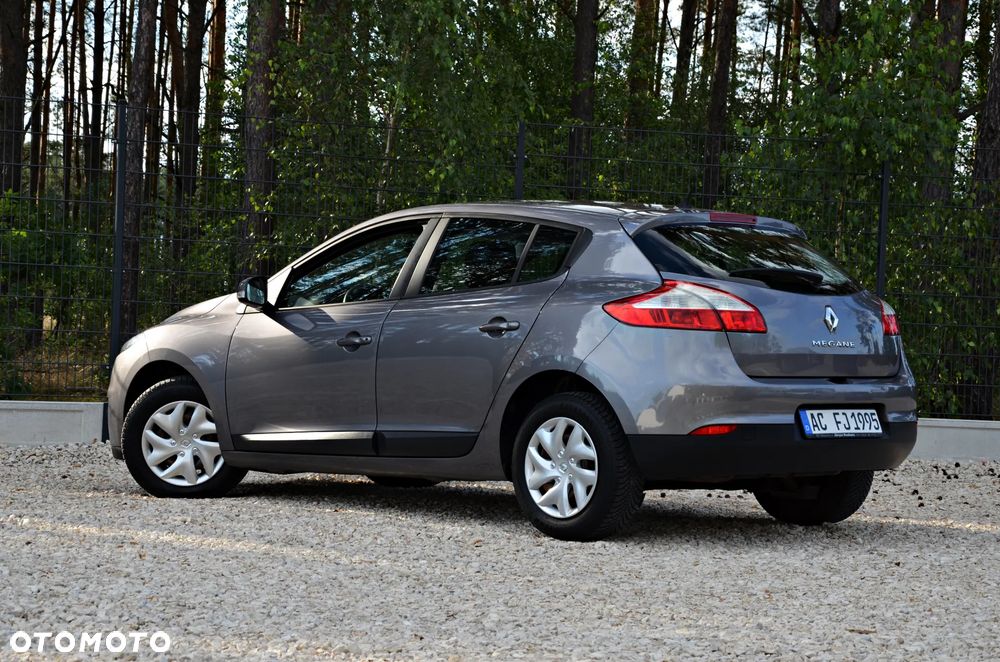 Renault Megane 1.6 16V 110 Dynamique - 19