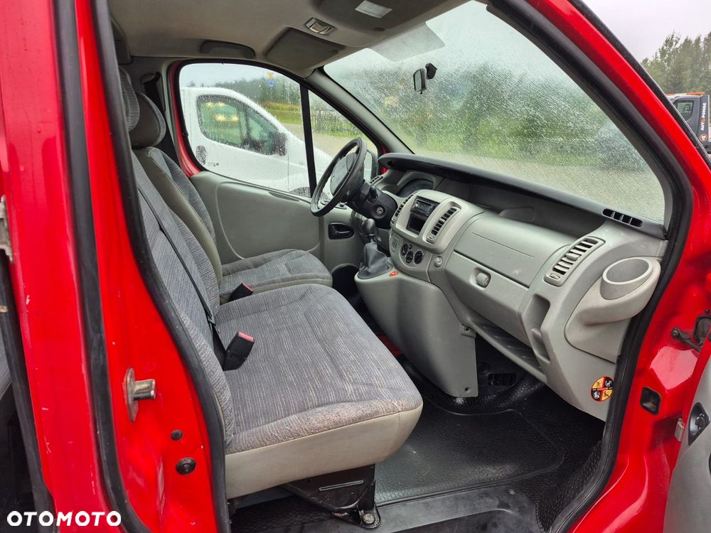 Renault Trafic 2.0 16v benzyna brygadówka doka - 6