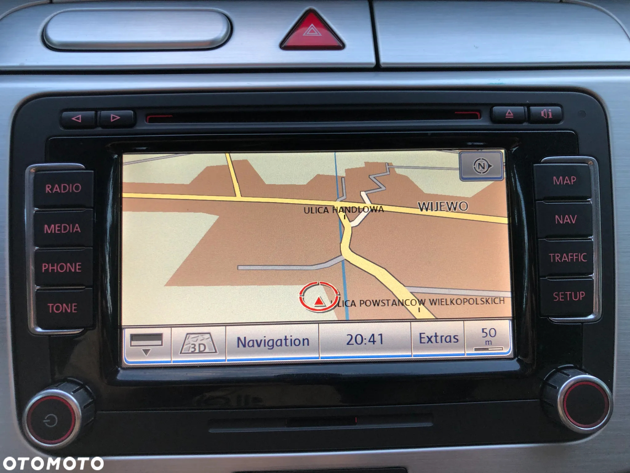 Volkswagen Passat Variant 2.0 TDI DPF DSG Highline - 22