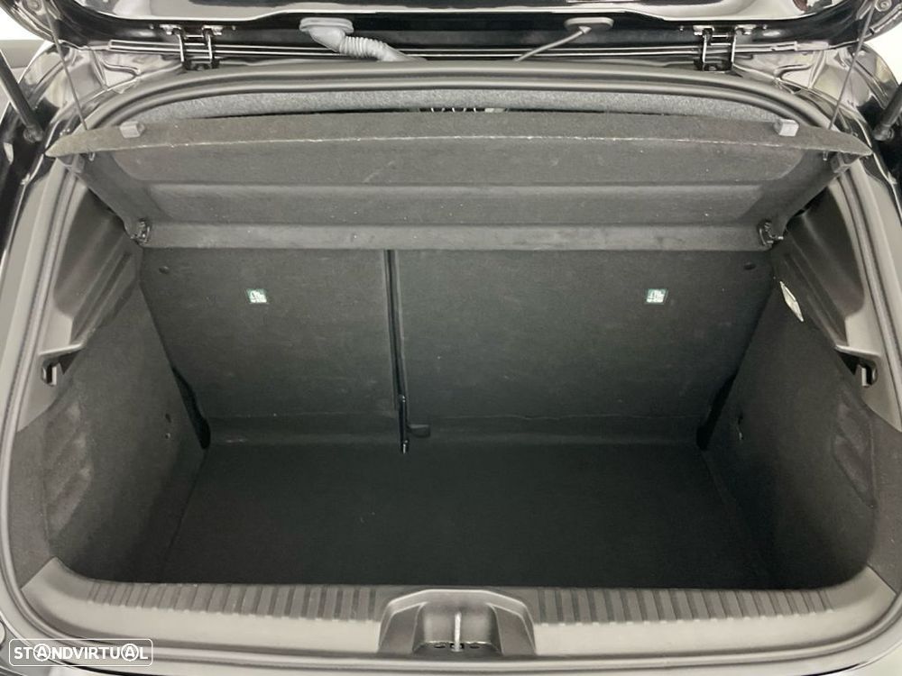 Renault Clio 1.0 TCe Techno — fotografia 13