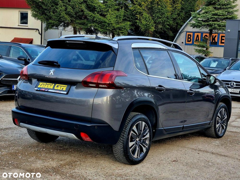 Peugeot 2008 1.2 Pure Tech Allure S&S - 5