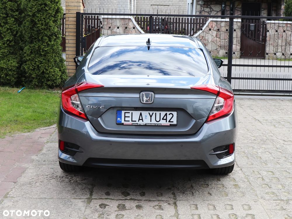 Honda Civic 1.5 i-VTEC Turbo CVT Prestige - 12