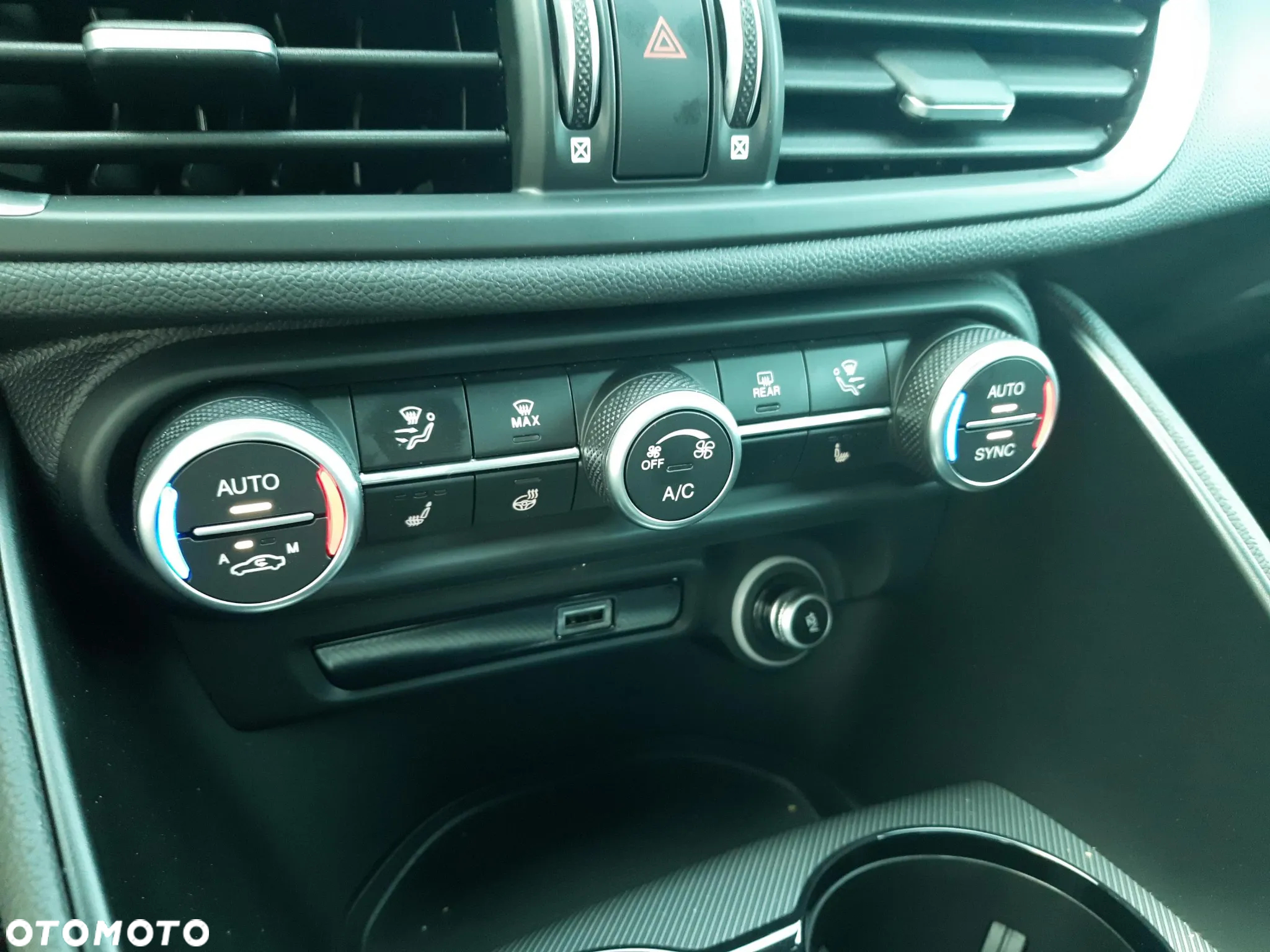 Alfa Romeo Giulia 2.0 Turbo Intensa Q4 - 27