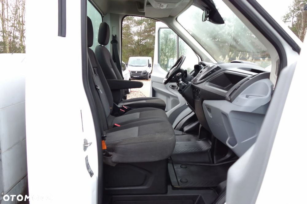 Ford Transit 2.0 Ecoblue 170 KM  Skrzynia 3.74 M Klima - 7
