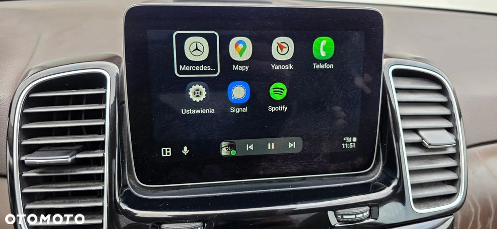 Mercedes-Benz GLE - 22