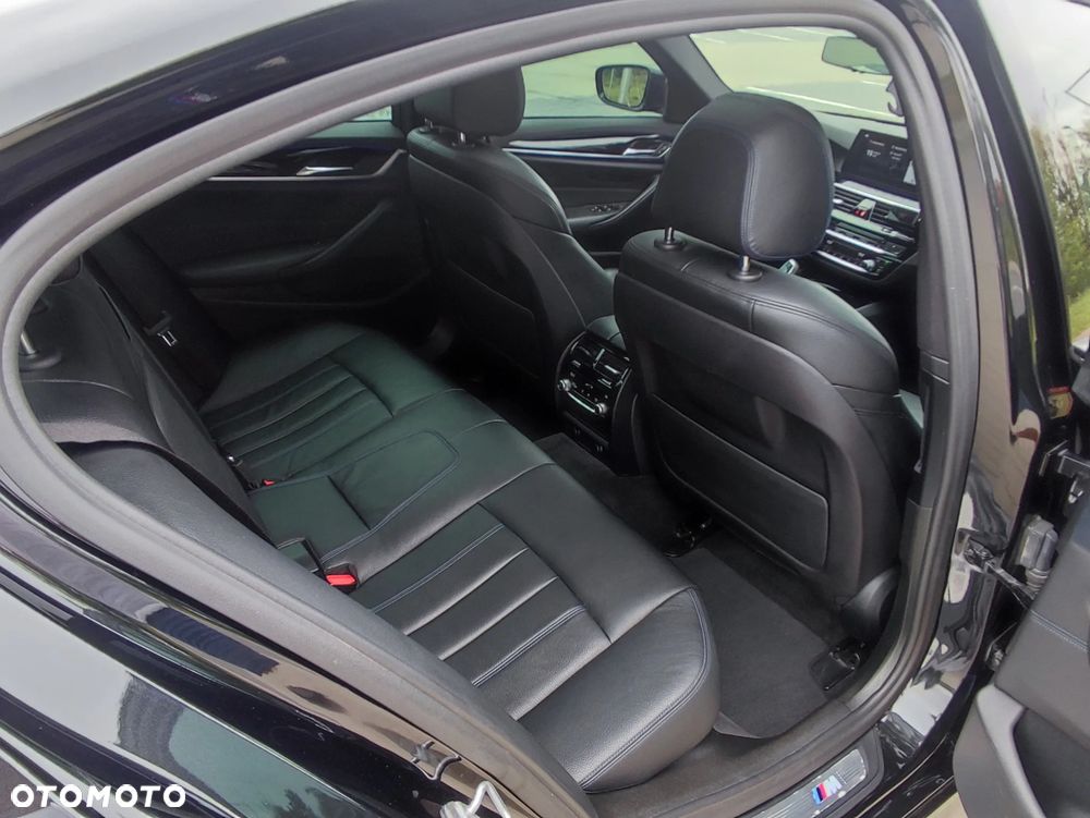 BMW Seria 5 530i xDrive M Sport sport - 23