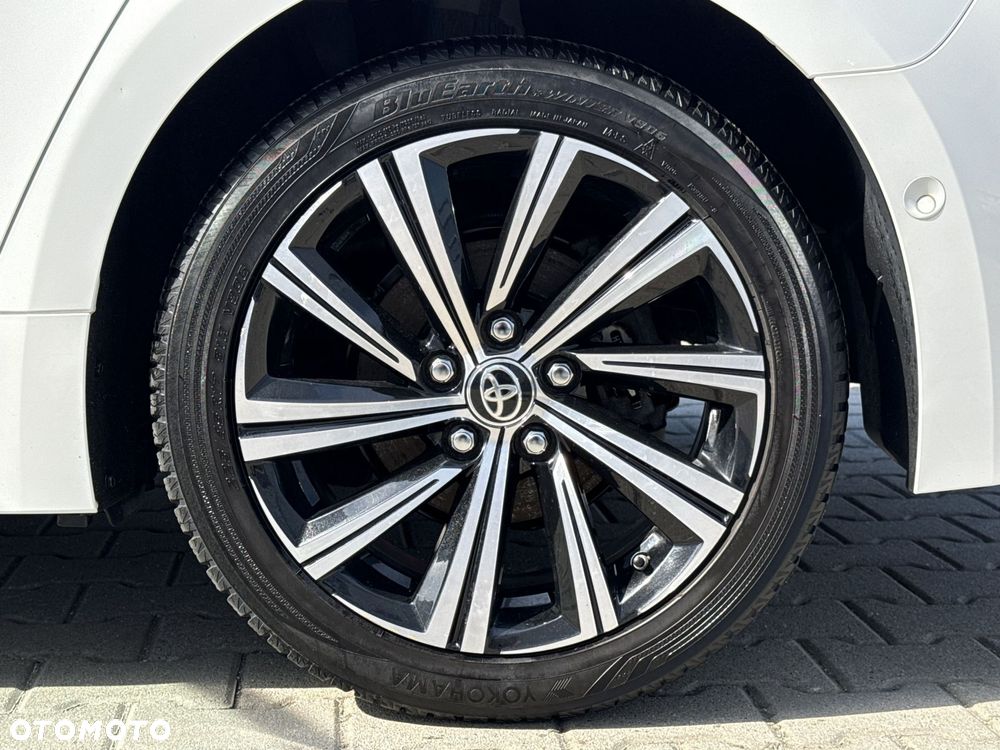 Toyota Corolla 2.0 Hybrid Comfort - 26