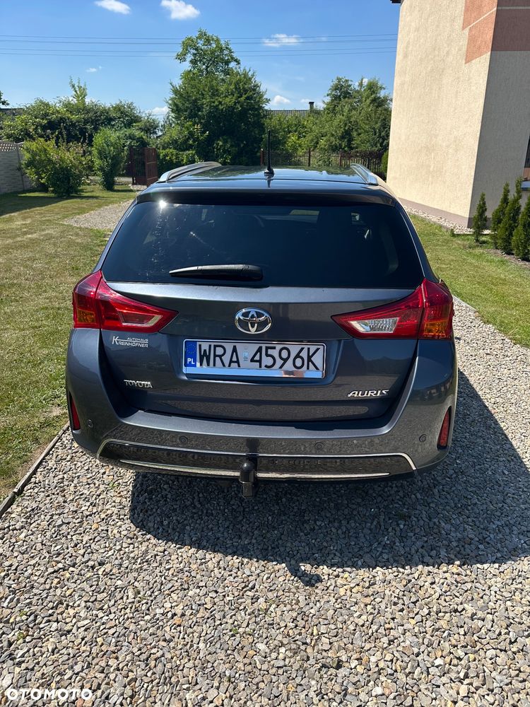 Toyota Auris 1.6 Premium Comfort - 5