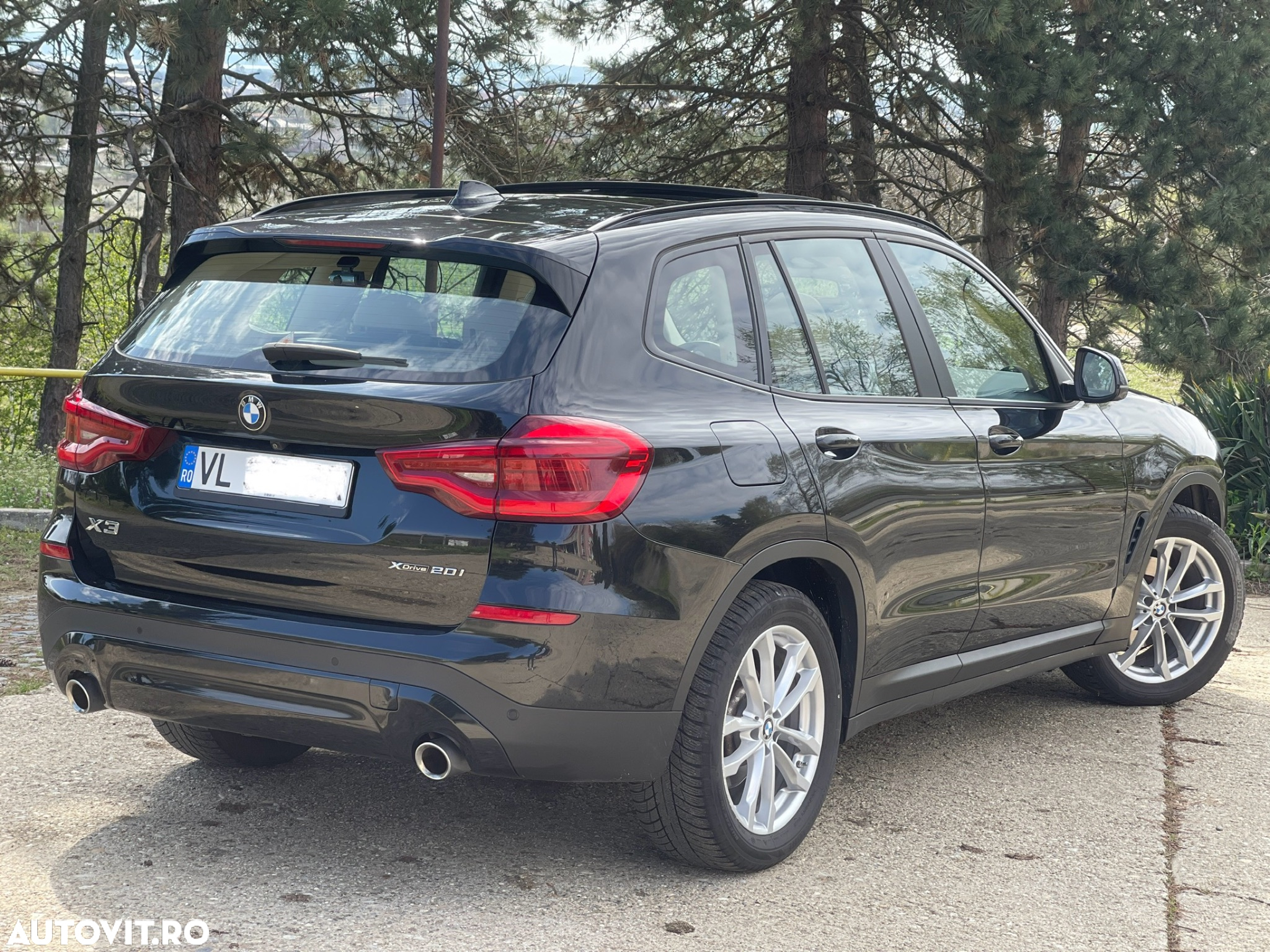 BMW X3 xDrive20i AT Advantage - 4