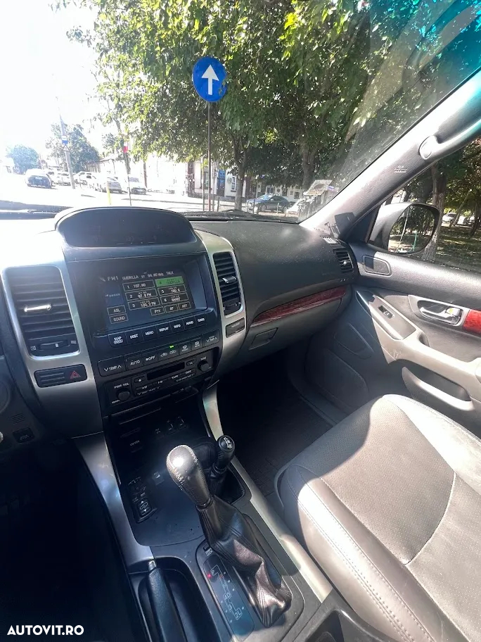 Toyota Land Cruiser 3.0 TD-4D Aut Executive - 35