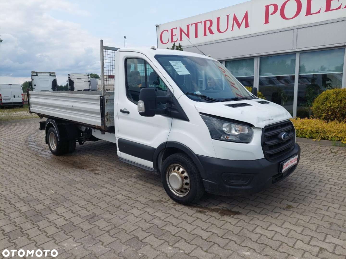 Ford Transit - 1