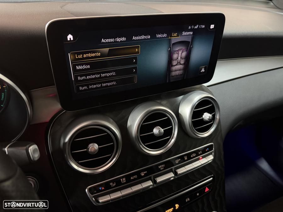 Mercedes-Benz GLC 300 de 4Matic 9G-TRONIC AMG Line - 22
