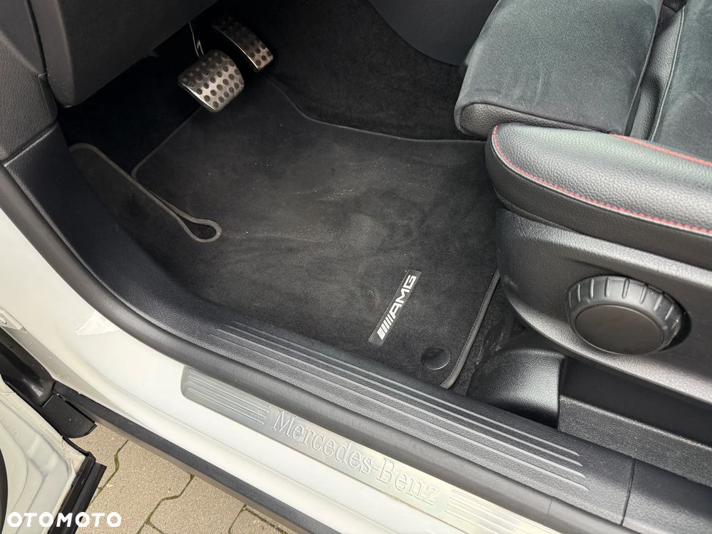 Mercedes-Benz GLB 180 d AMG Line 8G-DCT - 21