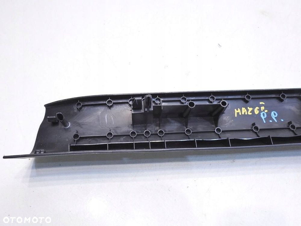 LISTWA OSŁONA PROGU PRAWY PRZÓD MAZDA 6 GH - 4
