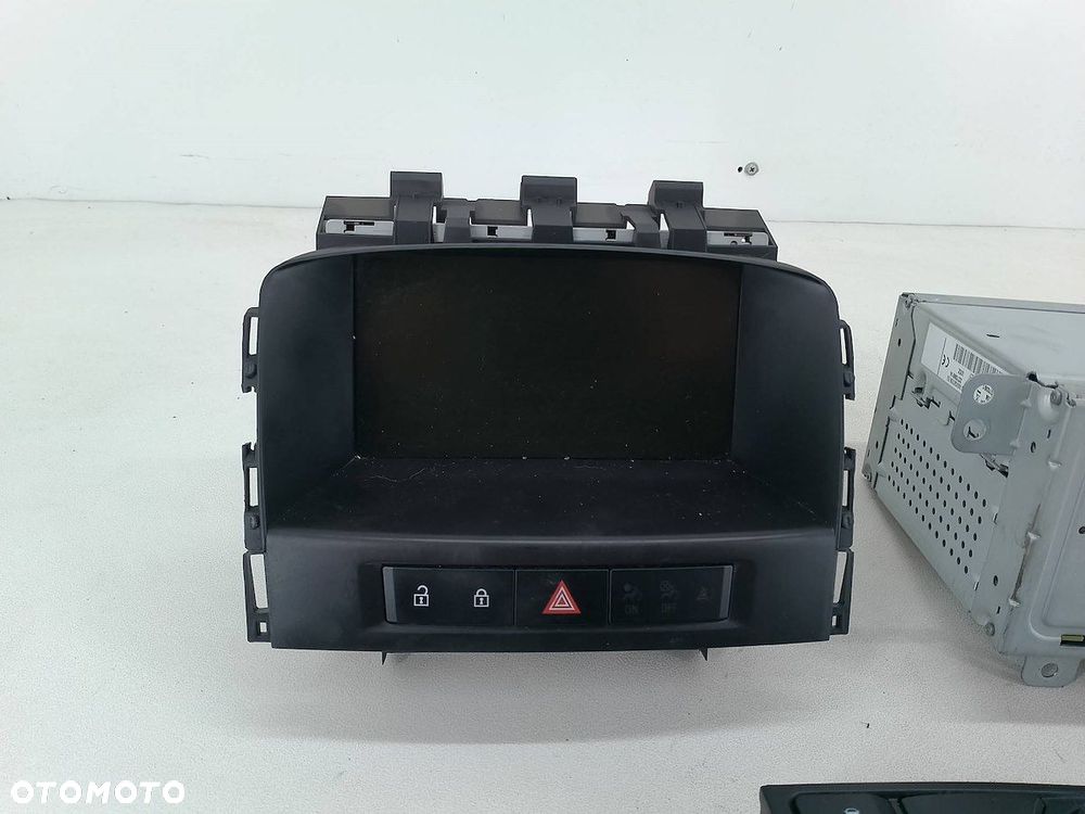 RADIO NAWIGACJA FABRYCZNA OPEL ASTRA J 22739814  20935346  13346053 - 2