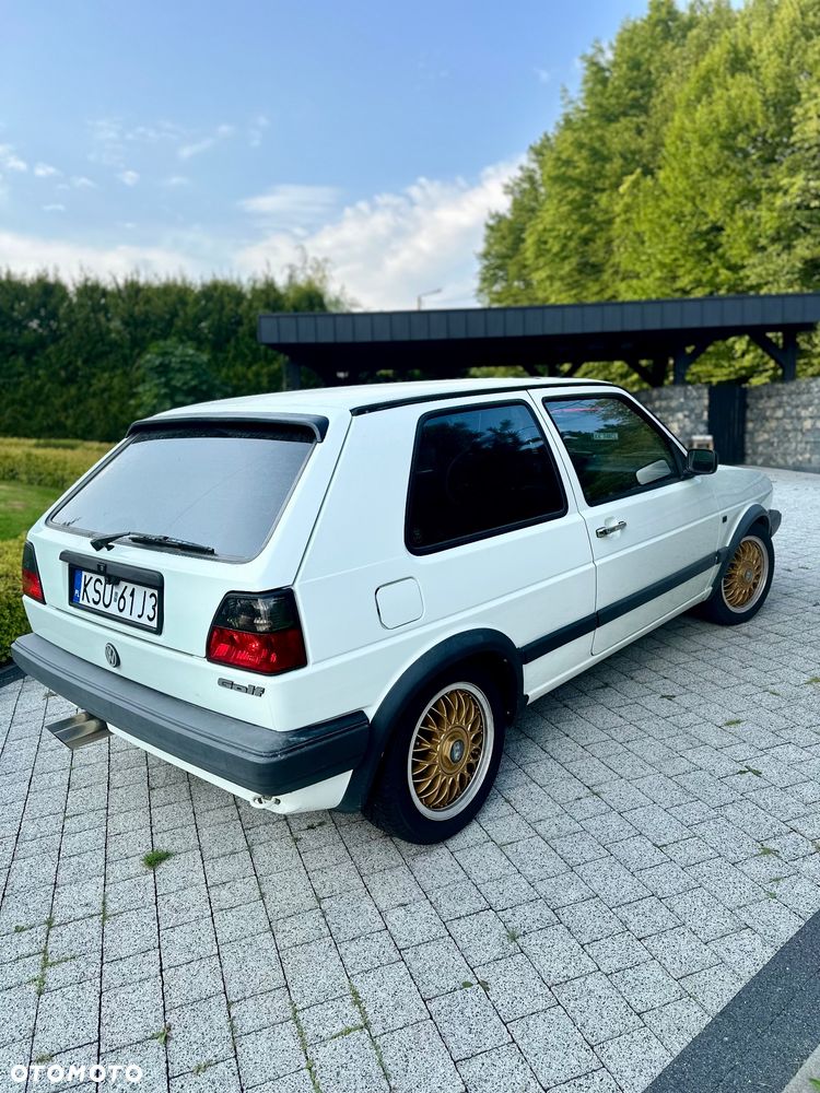 Volkswagen Golf 1.8 (C) - 4