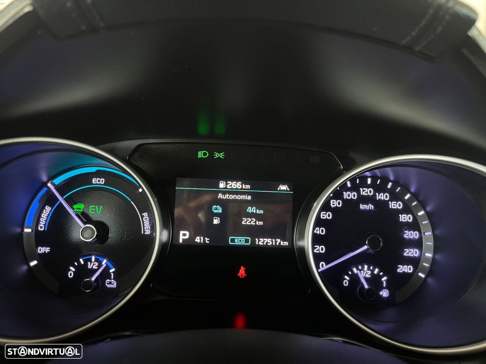 Kia XCeed - 18