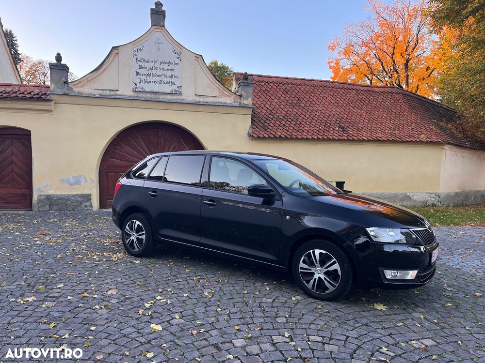 Skoda RAPID Spaceback 1.6 TDI DSG Elegance - 2