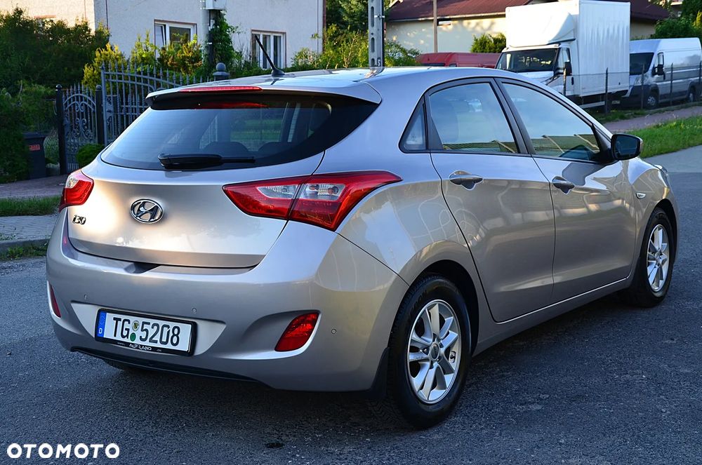 Hyundai i30 1.4 Base - 5