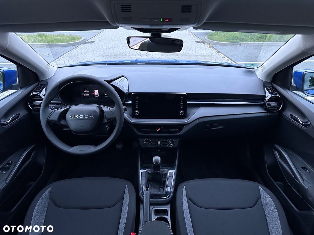 Skoda Fabia 1.0 MPI Essence - 9
