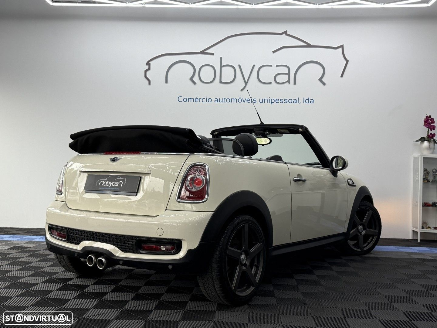 MINI Cabrio Cooper SD - 7