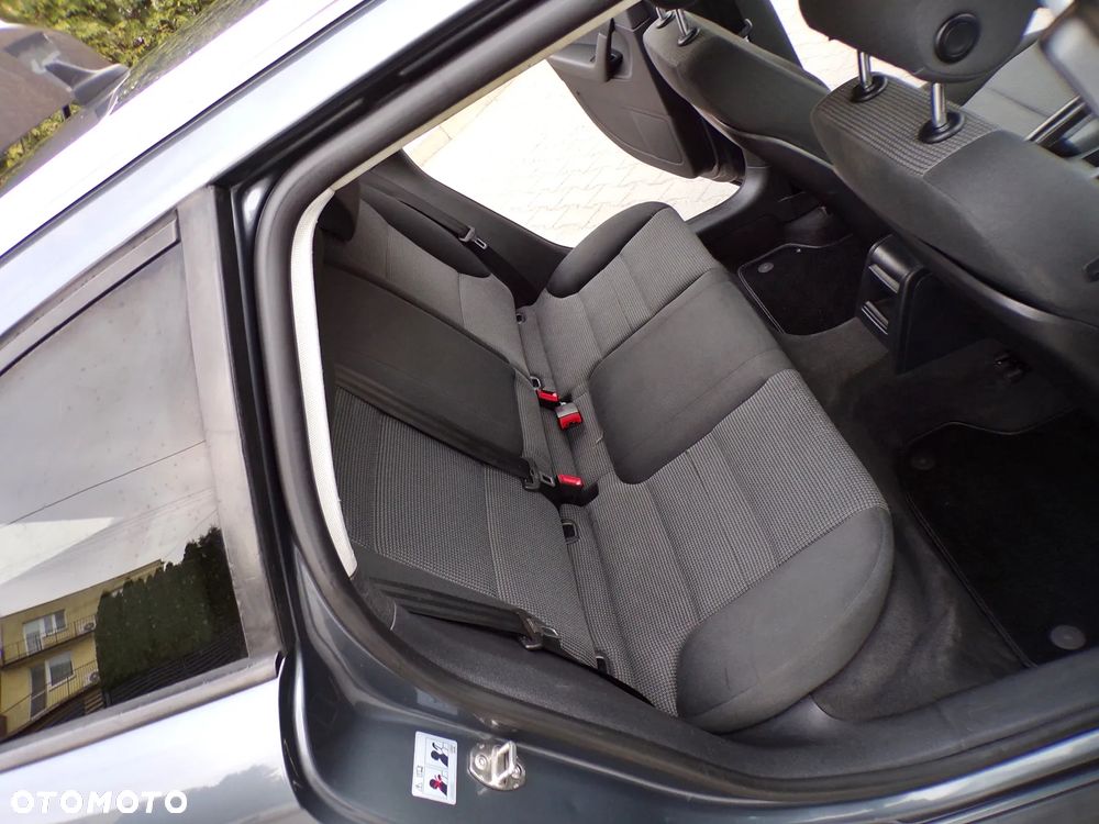 Audi A3 Sportback 1.9 TDI S line Sportpaket plus - 26