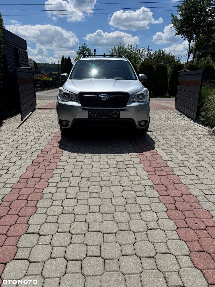 Subaru Forester 2.0i Exclusive Lineartronic - 2