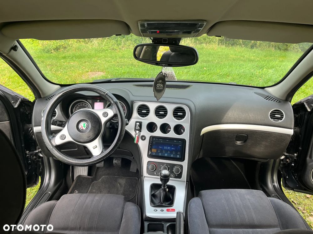 Alfa Romeo 159 1.9JTS Progression - 24