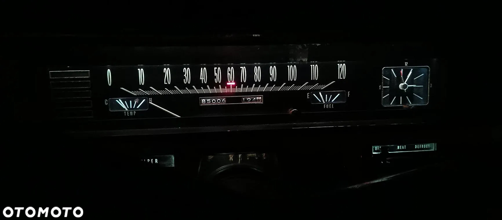 Cadillac Deville - 23