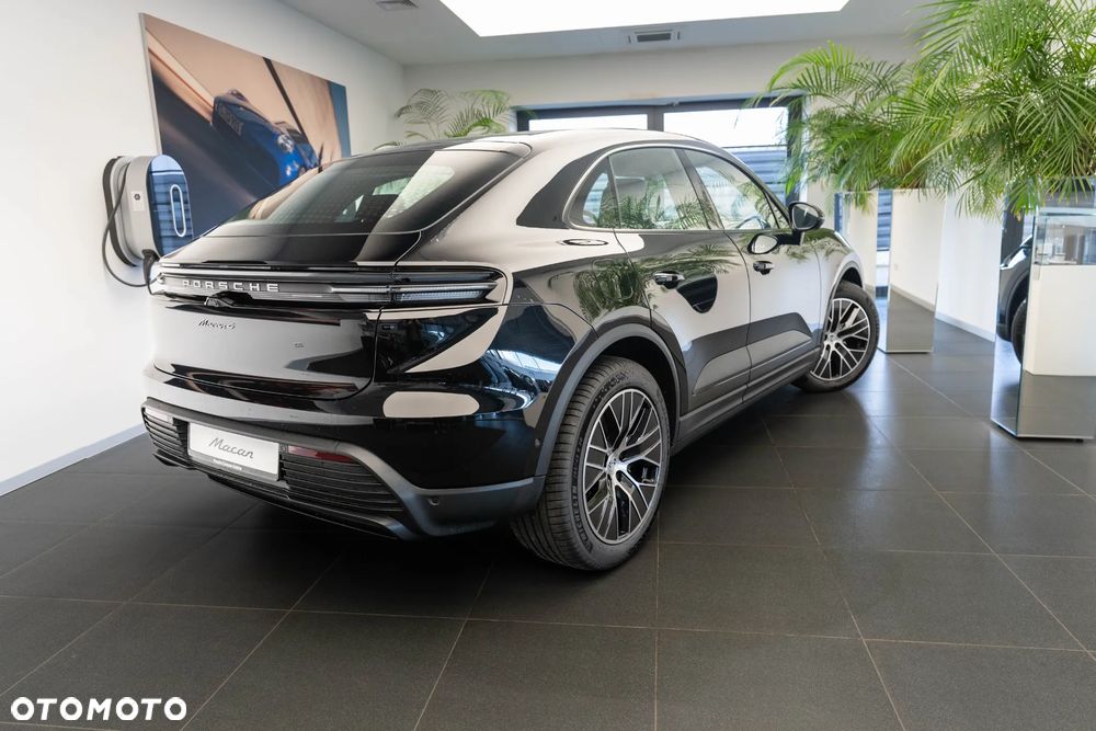 Porsche Macan 2026 photo 2