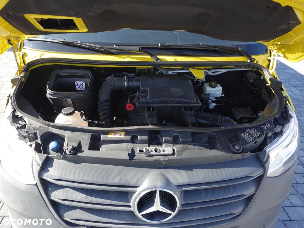 Mercedes-Benz SPRINTER - 9