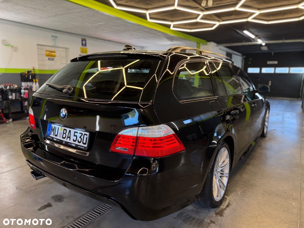 BMW Seria 5 530d Sport-Aut Edition Sport - 11