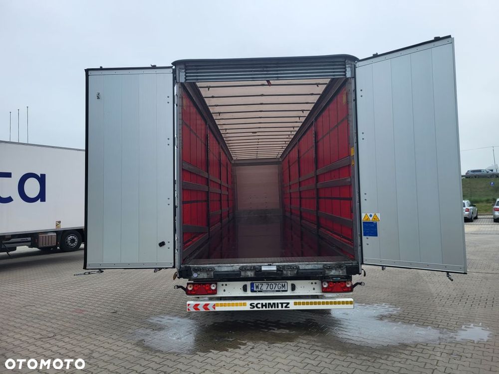 Schmitz Cargobull Mega Varios; oś podnoszona; system BDE - 12