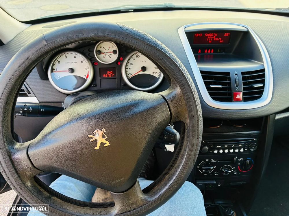 Peugeot 207 1.4 16V Open - 3