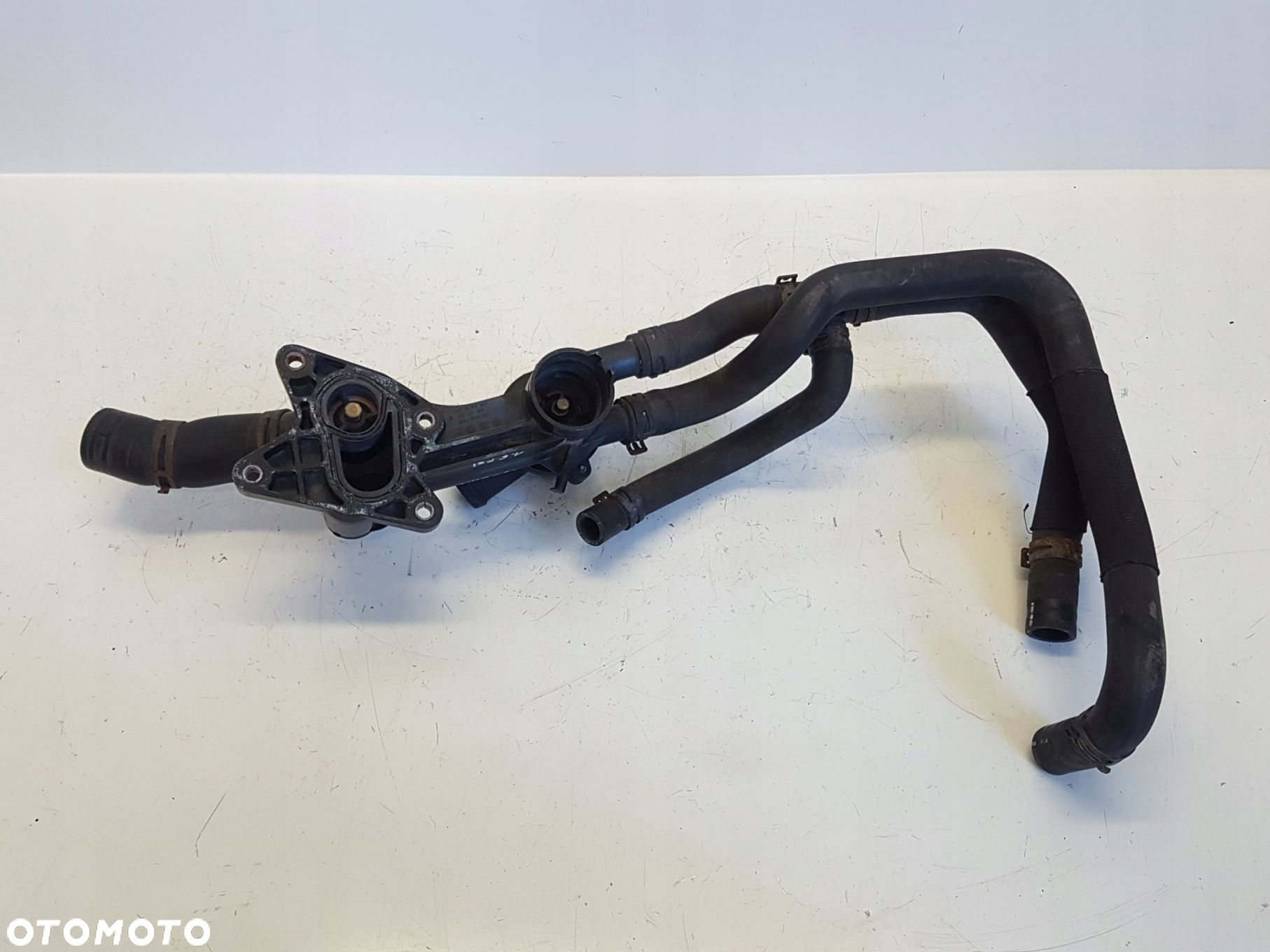 VW TOURAN 1.6 FSI OBUDOWA TERMOSTATU 03C121111E - 7