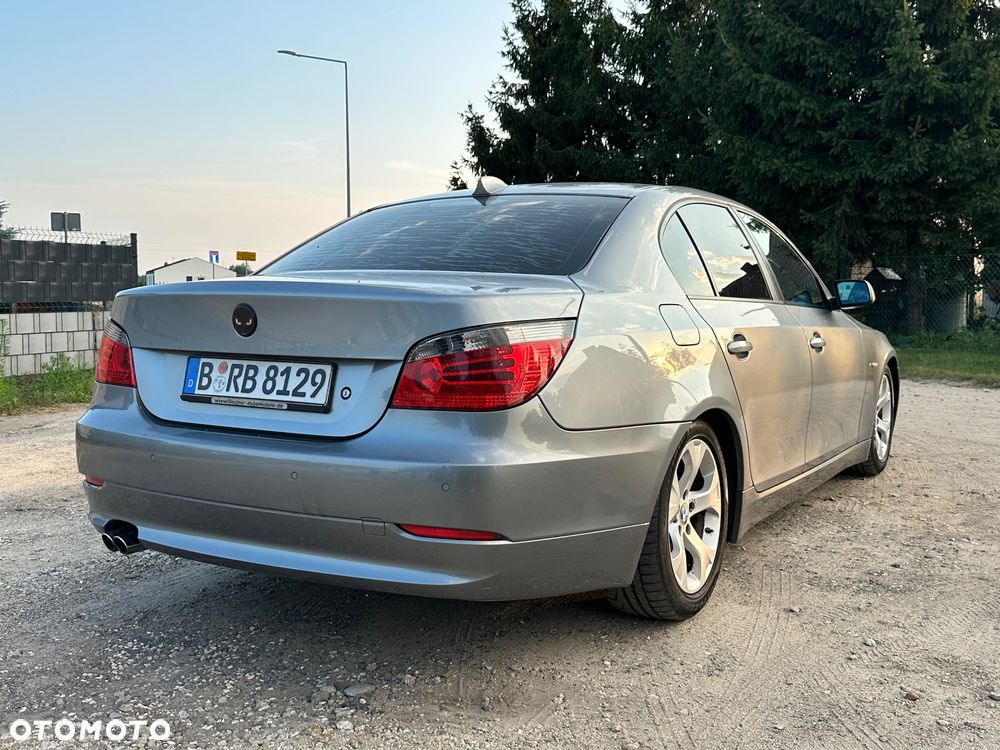 BMW Seria 5 525i - 8