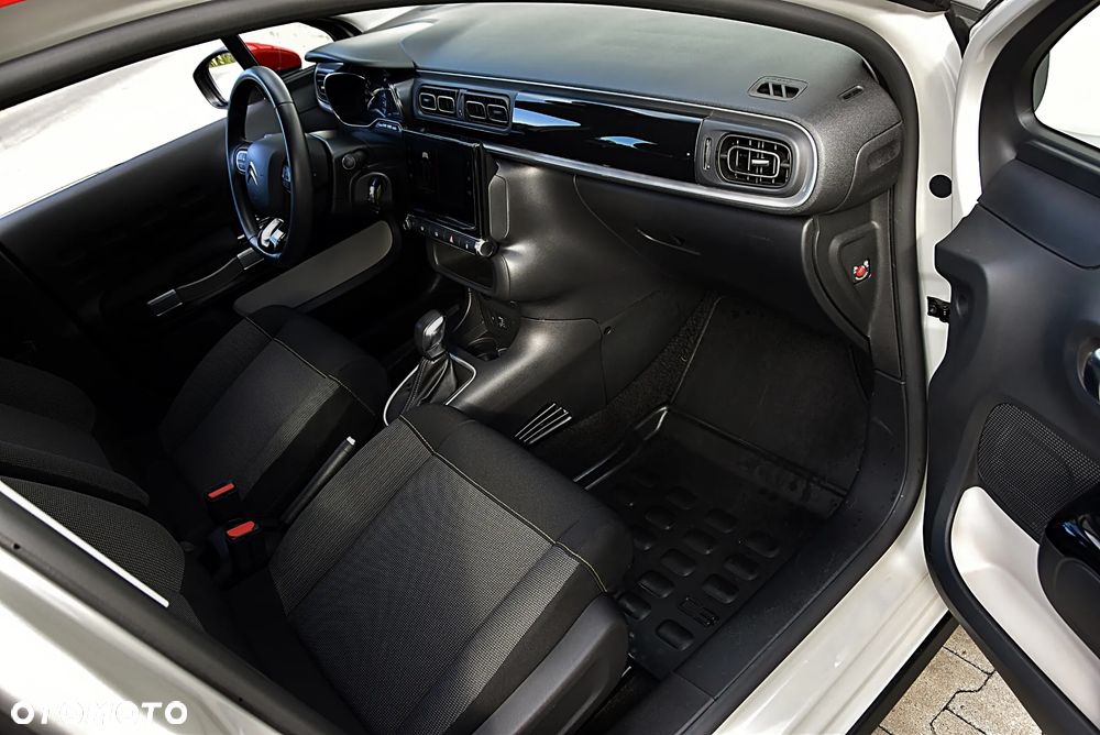 Citroën C3 1.2 PureTech Shine S&S EAT6 - 21