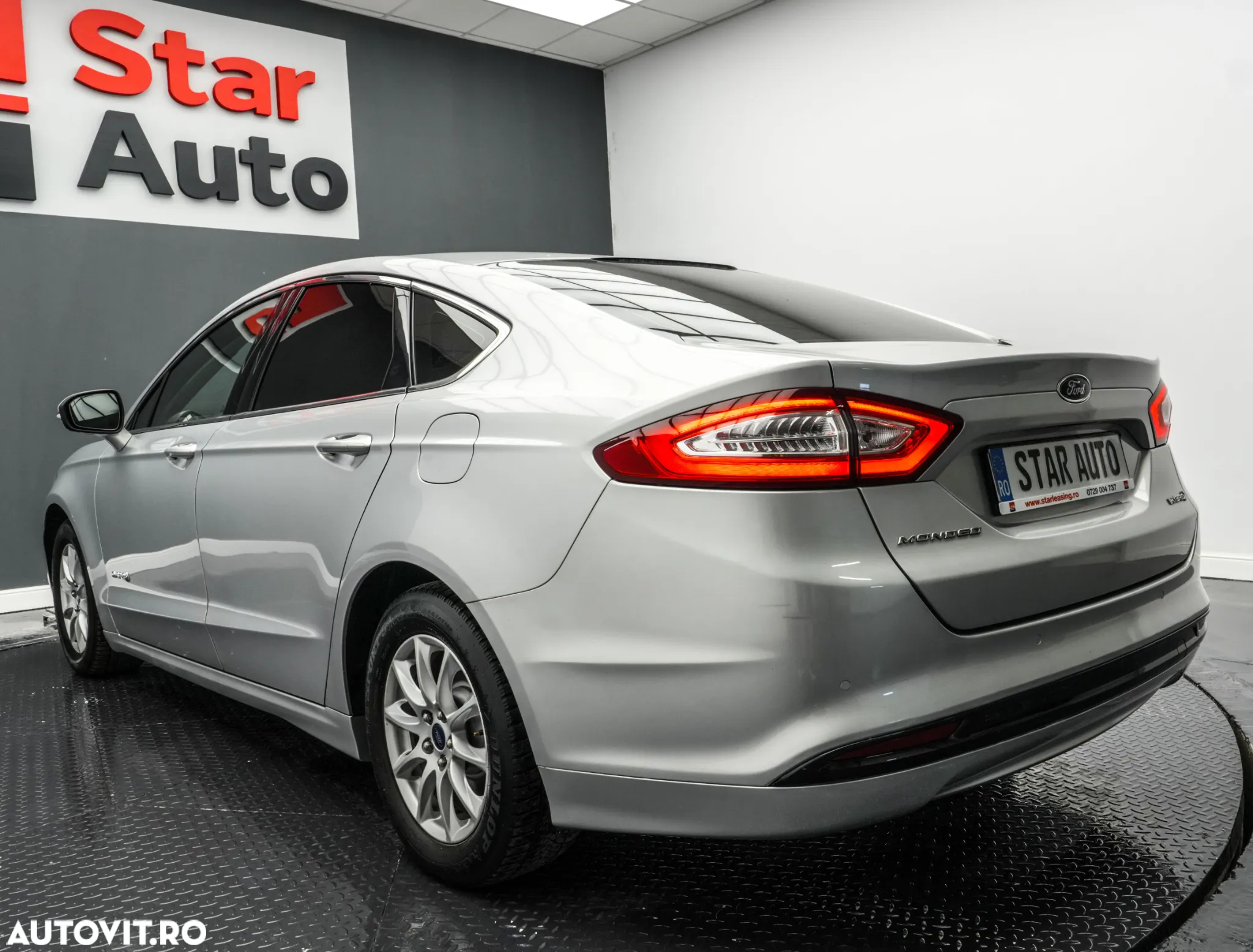 Ford Mondeo 2.0 Hybrid - 4