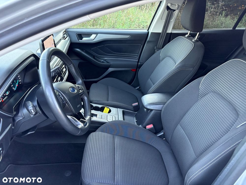 Ford Focus 1.5 EcoBlue Start-Stopp-System TITANIUM STYLE - 14