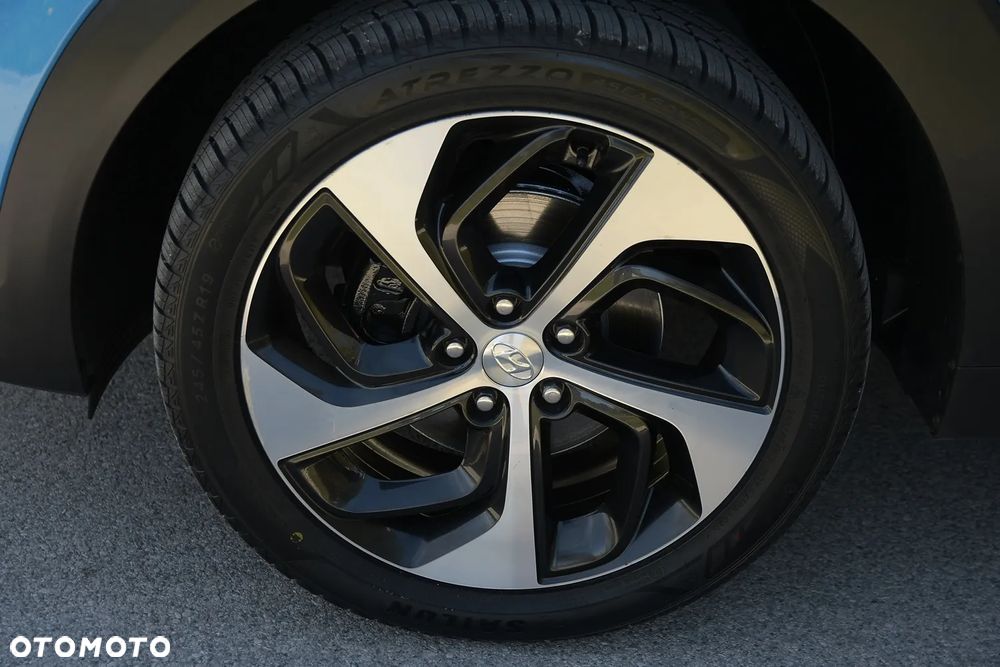 Hyundai Tucson blue 1.7 CRDi 2WD DCT Premium - 19