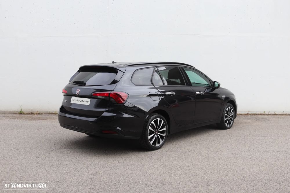 Fiat Tipo Station Wagon 1.3 M-Jet Lounge Tech - 28