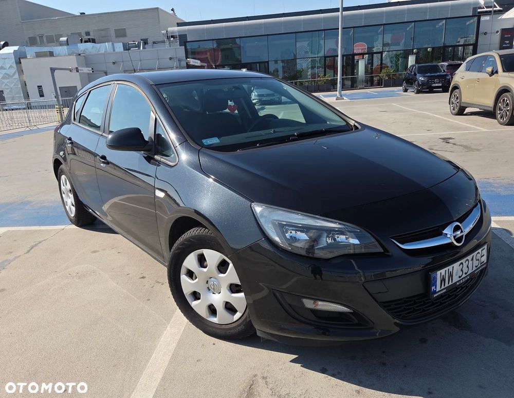 Opel Astra 1.6 CDTI Essentia - 1