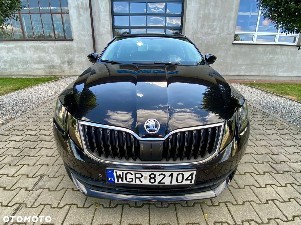 Skoda Octavia 1.6 TDI Ambition DSG - 8