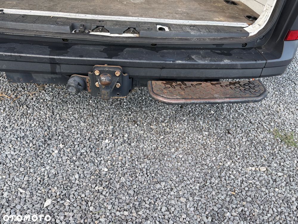 Volkswagen CRAFTER 2.0 TDI | 140 KM | L2H2 | WYGŁUSZONA ZABUDOWA | 3 T NA HAKU | SPROWADZONY | SUPER STAN - 12
